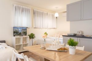 Rooms 88 - Studio 005