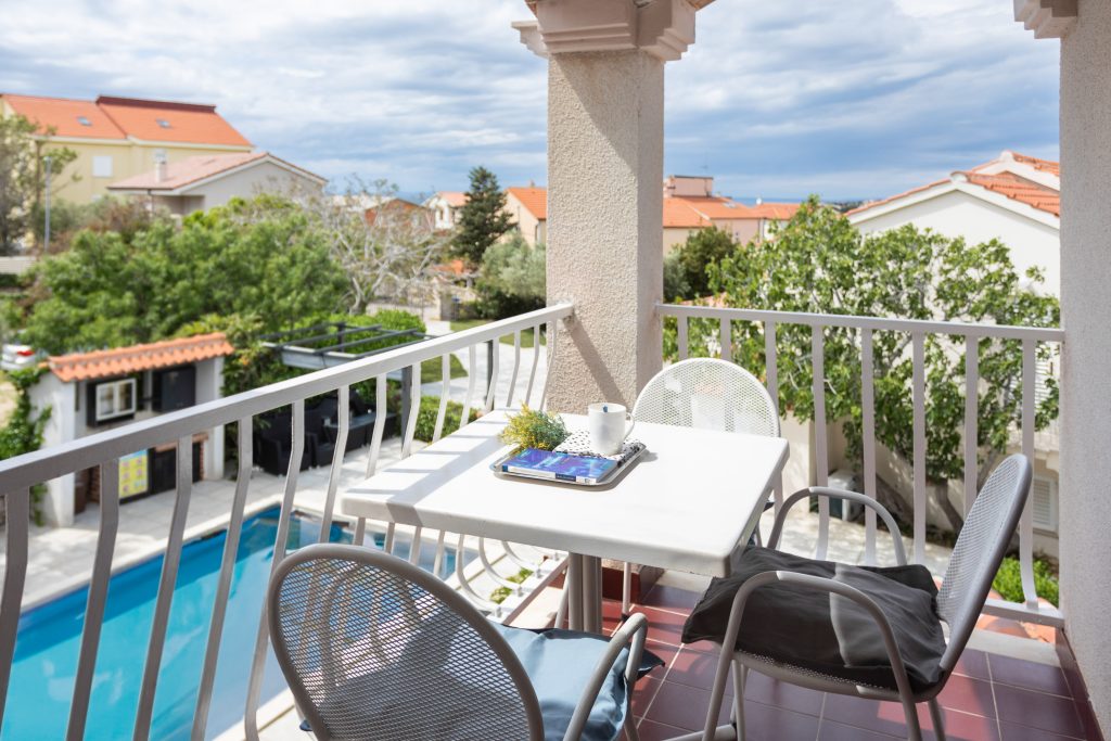 Poolside Stone One-Bedroom Suite - Zrce Beach