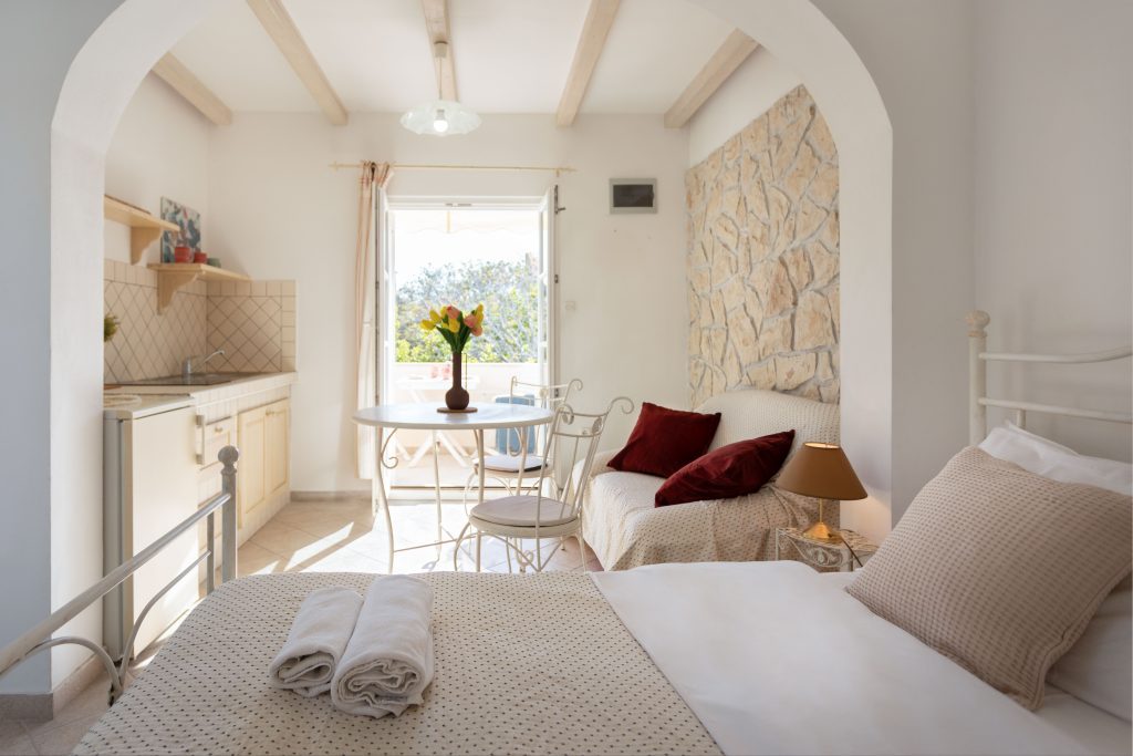 Poolside Stone - Balcony Studio - Zrce Beach