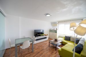 Bright 1BDR with Balcony