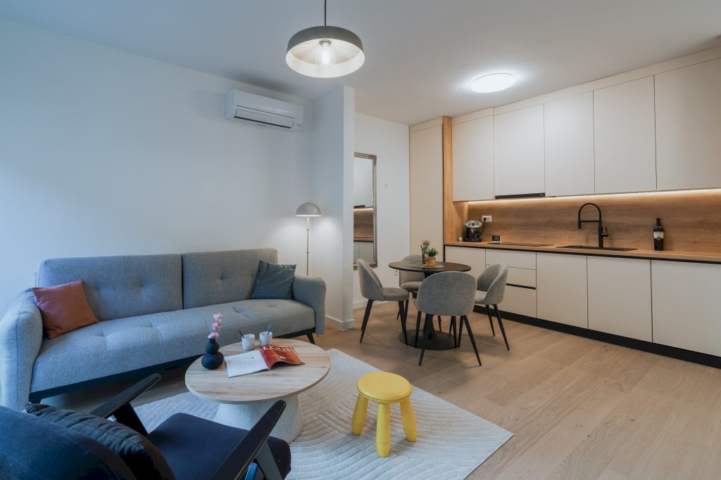 Modern Design Apartment with Parking
